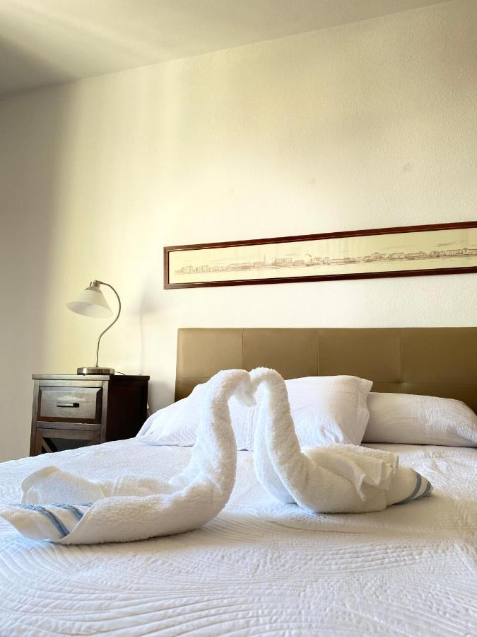 Apartamento Alboran ตอร์เรโมลิโนส ภายนอก รูปภาพ